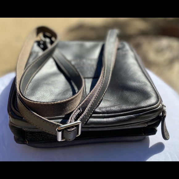 NW Fossil Leather Crossbody Bag Sz 9”X8” - Picture 16 of 16